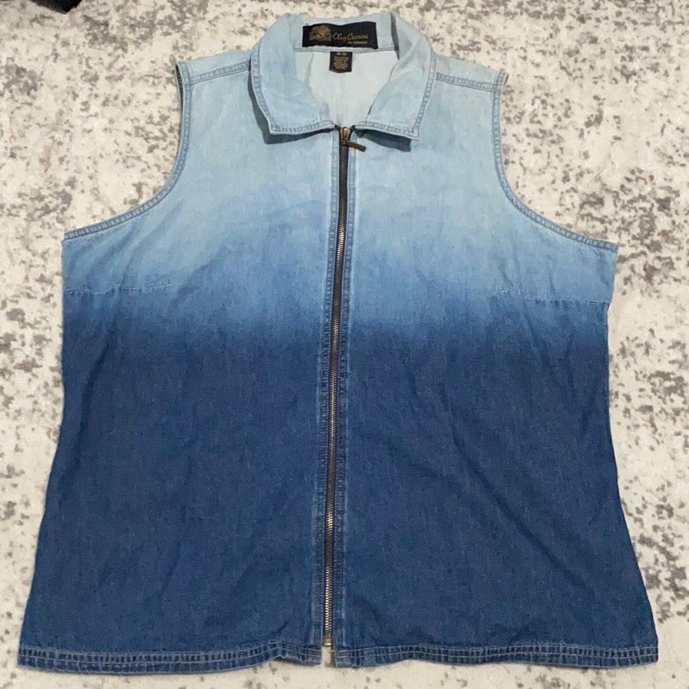 Oleg Cassini sleeveless denim zip up vest ombré EUC